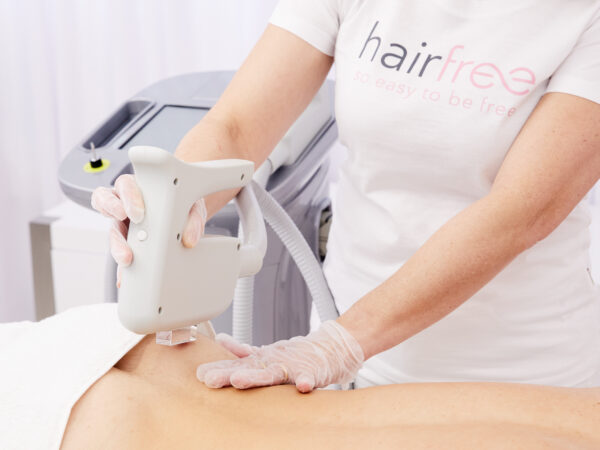 2023-01-26-Hairfree-09-Behandl-men-6258 hairfree Männer Behandlung